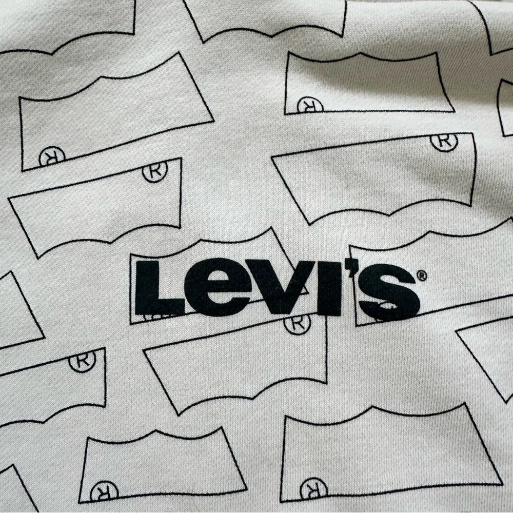 Levi's White Pullover Batwing‎ Hoodie Sweatshirt sz small